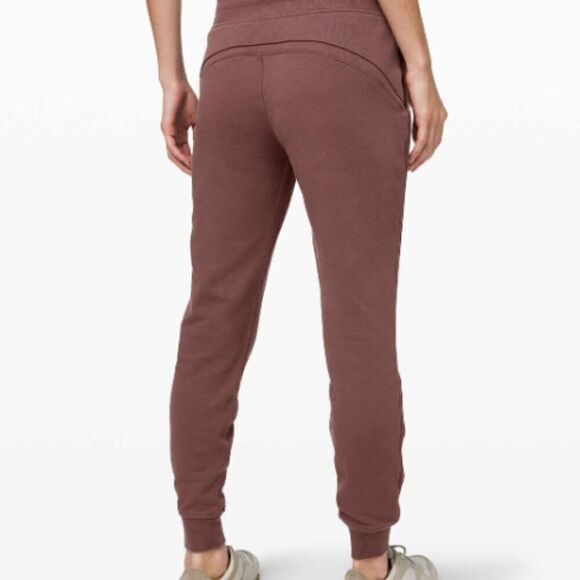 NWT Lululemon Warm Down Jogger - Picture 6 of 8